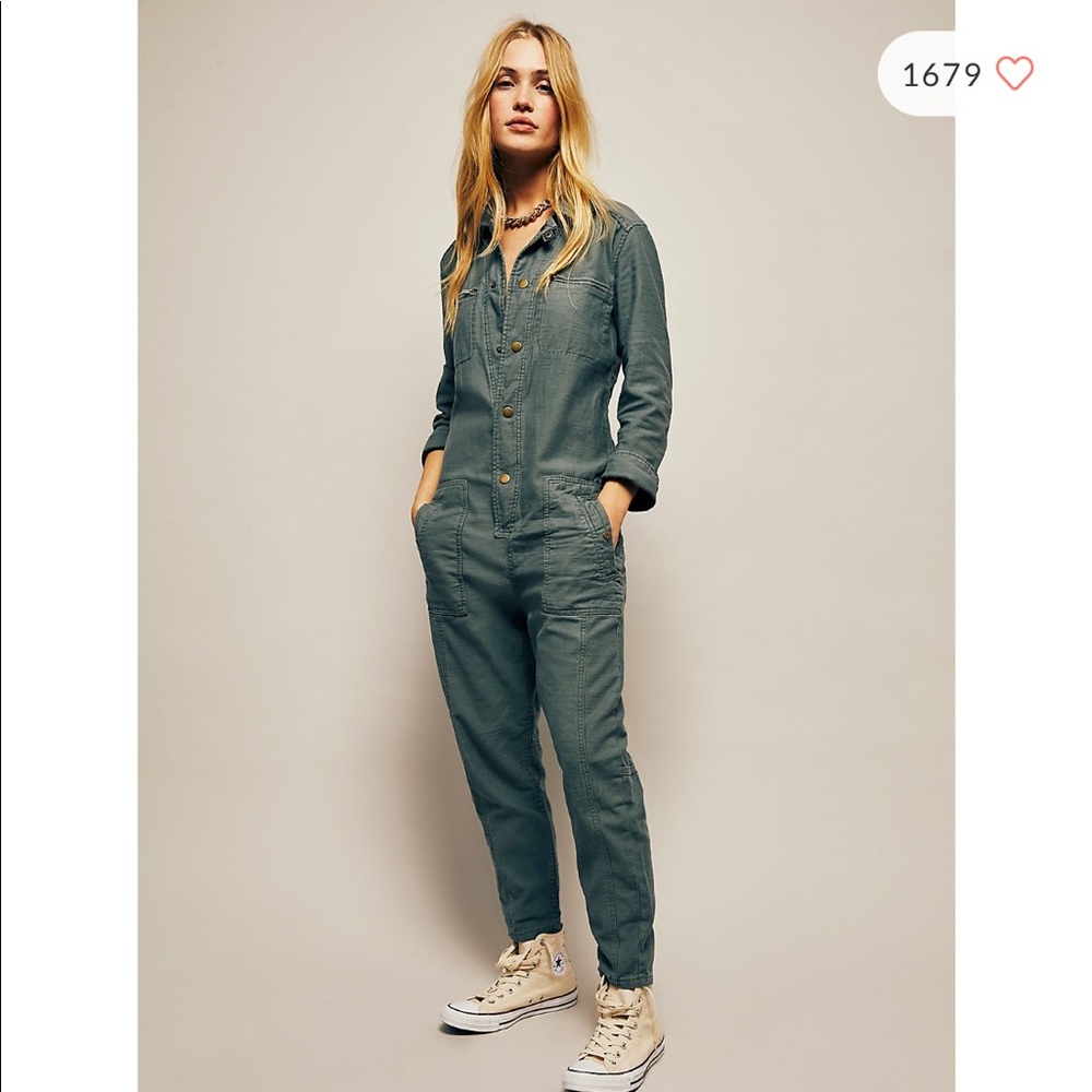sold out jumpsuit Free People NWT army green